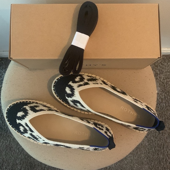 Rothy’s lace up espadrille - Picture 2 of 6